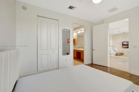 Copropriété à vendre à Sunrise, Floride: 2 chambres, 107.67 m2 № 1381690 - photo 17