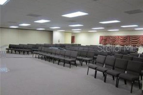 Commercial property in Tampa, Florida 4982.35 sq.m. № 634993 - photo 18