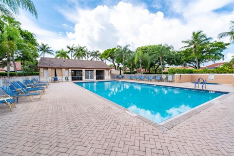 Villa ou maison à vendre à Tamarac, Floride: 2 chambres, 131.55 m2 № 1332585 - photo 23