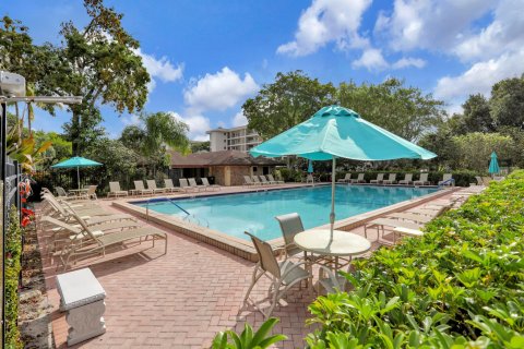 Townhouse in Pompano Beach, Florida 2 bedrooms, 122.26 sq.m. № 868439 - photo 17