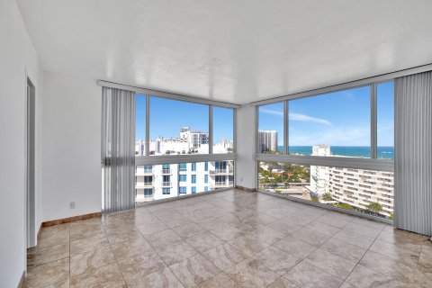 Condo in Fort Lauderdale, Florida, 2 bedrooms  № 1002447 - photo 16