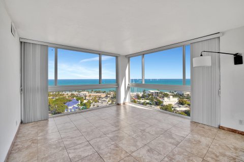 Condo in Fort Lauderdale, Florida, 2 bedrooms  № 1002447 - photo 13