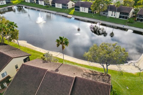 Condominio en venta en Boynton Beach, Florida, 3 dormitorios, 136.47 m2 № 1002445 - foto 5