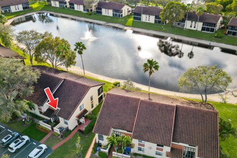 Condominio en venta en Boynton Beach, Florida, 3 dormitorios, 136.47 m2 № 1002445 - foto 3