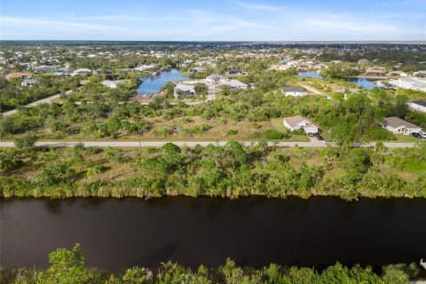 Terreno en venta en Port Charlotte, Florida № 920457 - foto 3