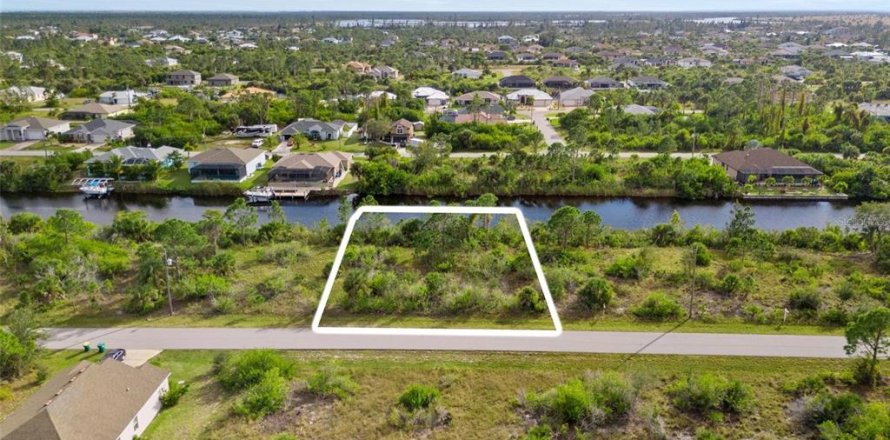 Terrain à Port Charlotte, Floride № 920457