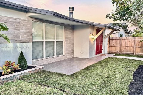 Casa en venta en Oakland Park, Florida, 3 dormitorios, 152.36 m2 № 1271546 - foto 27