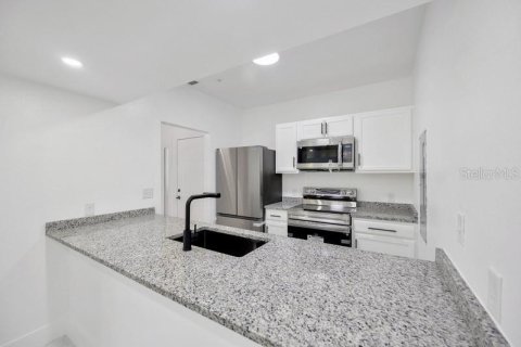 Condominio en venta en Haines City, Florida, 2 dormitorios, 104.33 m2 № 1385167 - foto 10