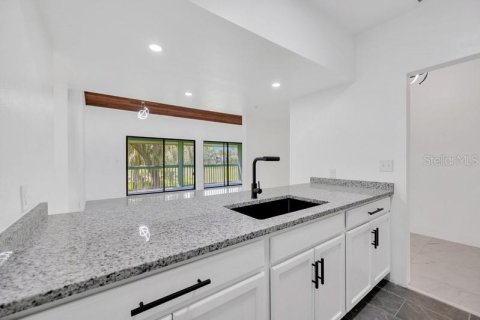 Condominio en venta en Haines City, Florida, 2 dormitorios, 104.33 m2 № 1385167 - foto 11