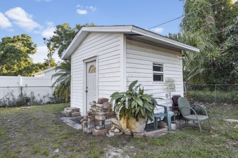 Casa en venta en Palm Bay, Florida, 4 dormitorios, 188.96 m2 № 1151570 - foto 7