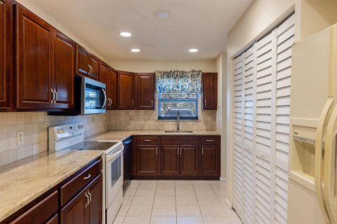 Condo in Hobe Sound, Florida, 2 bedrooms  № 1151388 - photo 13