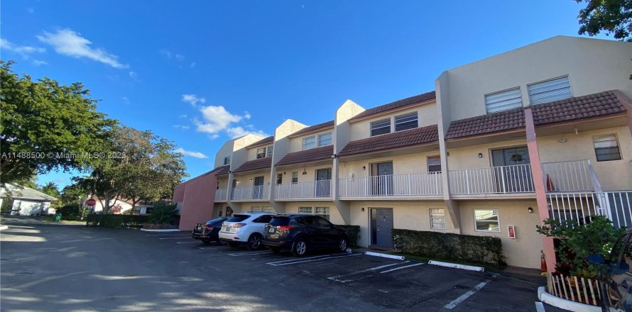 Condominio en Coral Springs, Florida, 3 dormitorios  № 855342