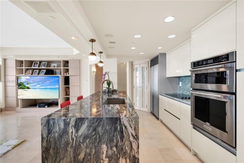 Copropriété à vendre à Miami Beach, Floride: 2 chambres, 142.14 m2 № 1347859 - photo 9