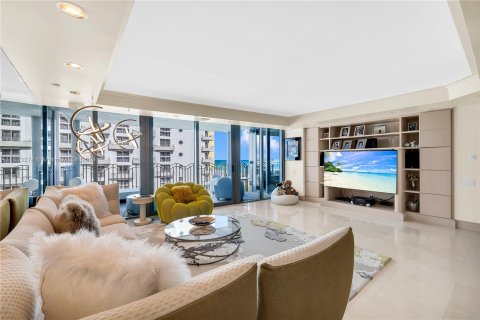 Copropriété à vendre à Miami Beach, Floride: 2 chambres, 142.14 m2 № 1347859 - photo 7