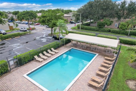 Touwnhouse à vendre à Davie, Floride: 2 chambres, 112.97 m2 № 1347830 - photo 28