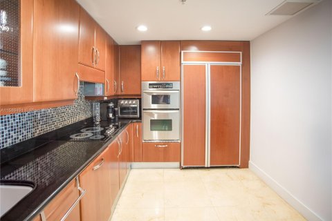 Condo in Aventura, Florida, 2 bedrooms  № 1178754 - photo 21