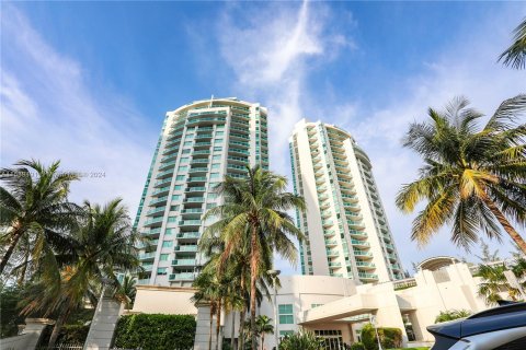 Copropriété à vendre à Aventura, Floride: 2 chambres, 132.39 m2 № 1178754 - photo 1