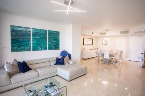 Condo in Aventura, Florida, 2 bedrooms  № 1178754 - photo 14