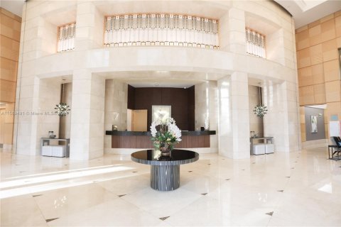 Condo in Aventura, Florida, 2 bedrooms  № 1178754 - photo 2