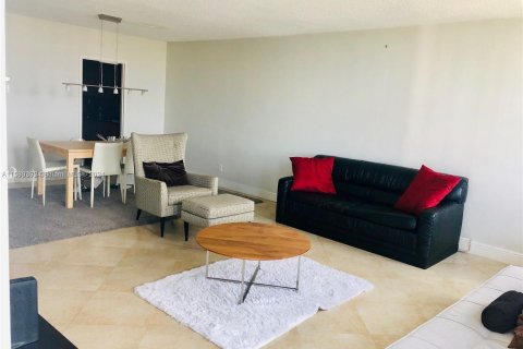 Condo in Miami Beach, Florida, 1 bedroom  № 1178798 - photo 10