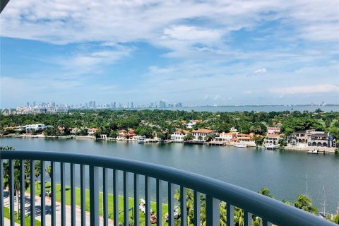 Condo in Miami Beach, Florida, 1 bedroom  № 1178798 - photo 3