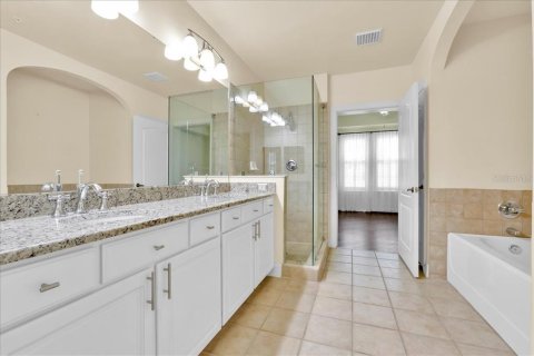 Condo in Kissimmee, Florida, 2 bedrooms  № 1354763 - photo 10