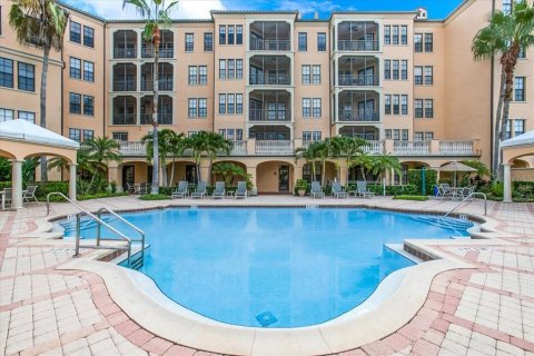 Condo in Kissimmee, Florida, 2 bedrooms  № 1354763 - photo 17