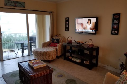 Condominio en venta en Hallandale Beach, Florida, 1 dormitorio, 80.82 m2 № 1011311 - foto 9