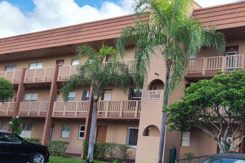 Condominio en venta en Sunrise, Florida, 1 dormitorio, 59.46 m2 № 850186 - foto 7