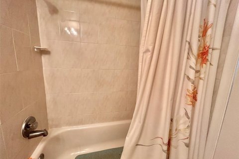 Condo in Deerfield Beach, Florida, 1 bedroom  № 1155905 - photo 21