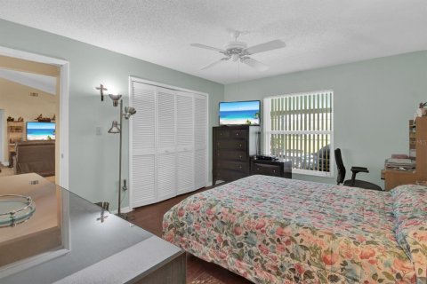 Villa ou maison à vendre à Kissimmee, Floride: 4 chambres, 129.41 m2 № 1354326 - photo 6