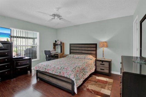 Villa ou maison à vendre à Kissimmee, Floride: 4 chambres, 129.41 m2 № 1354326 - photo 7