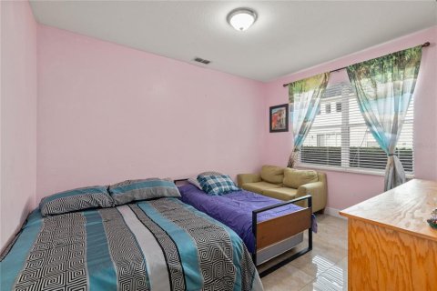 Touwnhouse à vendre à Orlando, Floride: 3 chambres, 158.31 m2 № 1302989 - photo 10