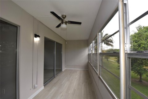 Copropriété à vendre à Coconut Creek, Floride: 2 chambres, 108.23 m2 № 1208082 - photo 16