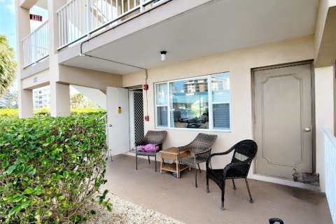Copropriété à vendre à Pompano Beach, Floride: 1 chambre, 59.83 m2 № 978840 - photo 22