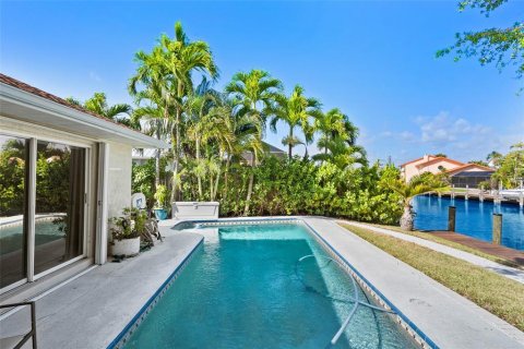 Villa ou maison à vendre à Hutchinson Island South, Floride: 3 chambres, 147.25 m2 № 1283668 - photo 29