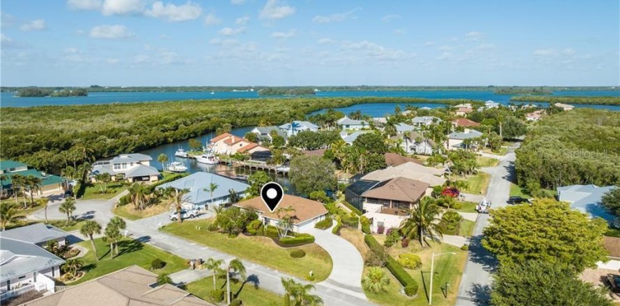 Villa ou maison à Hutchinson Island South, Floride 3 chambres, 147.25 m2 № 1283668