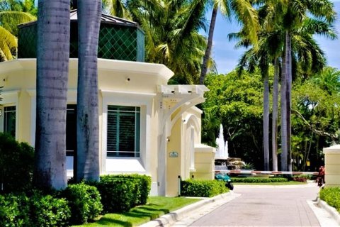 Condominio en venta en Key Biscayne, Florida, 3 dormitorios, 232.26 m2 № 658581 - foto 3