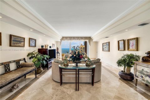 Condominio en venta en Key Biscayne, Florida, 3 dormitorios, 232.26 m2 № 658581 - foto 14