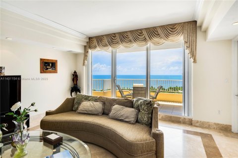 Condominio en venta en Key Biscayne, Florida, 3 dormitorios, 232.26 m2 № 658581 - foto 17