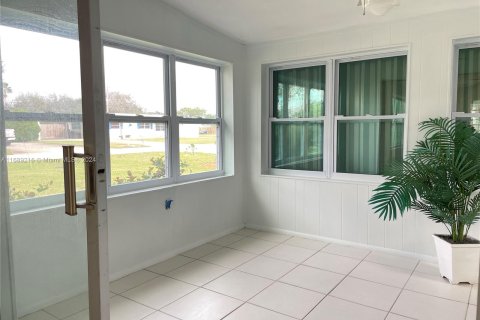 House in Stuart, Florida 2 bedrooms, 99.96 sq.m. № 1431698 - photo 6