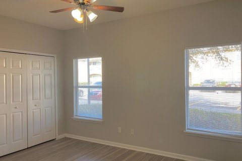 Condo in Jacksonville, Florida, 2 bedrooms  № 867976 - photo 13