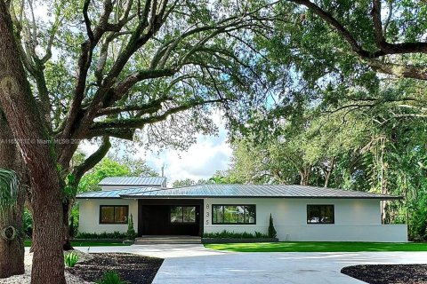 Villa ou maison à vendre à Biscayne Park, Floride: 5 chambres № 1347850 - photo 8