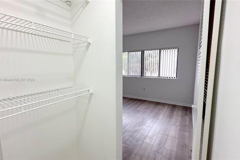 Copropriété à louer à Fort Lauderdale, Floride: 2 chambres, 79.71 m2 № 1347825 - photo 14