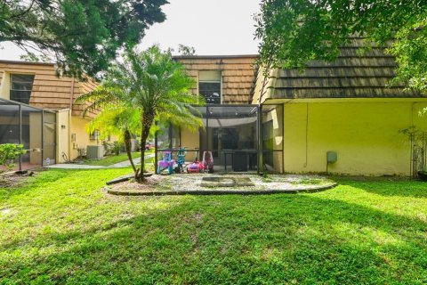 Adosado en venta en Tampa, Florida, 3 dormitorios, 136.94 m2 № 1344921 - foto 26