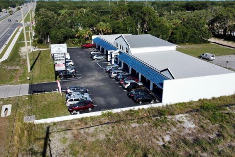 Propiedad comercial en venta en Port Charlotte, Florida, 1105.54 m2 № 217147 - foto 6
