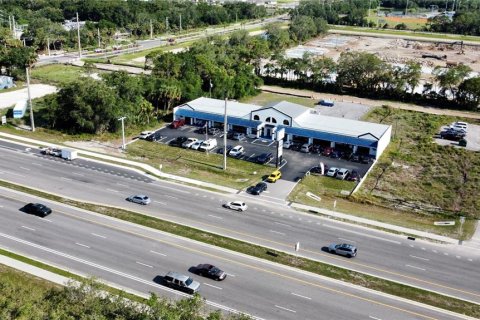 Propiedad comercial en venta en Port Charlotte, Florida, 1105.54 m2 № 217147 - foto 28