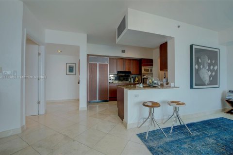 Condo in Miami Beach, Florida, 1 bedroom  № 866289 - photo 4