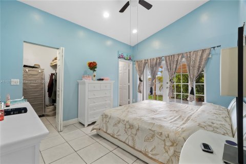 Купить виллу или дом в Катлер-Бей, Флорида 3 спальни, 108.32м2, № 990338 - фото 14