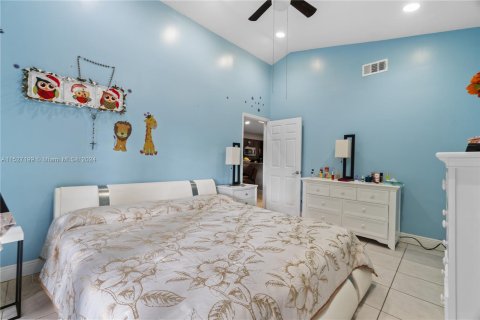 Купить виллу или дом в Катлер-Бей, Флорида 3 спальни, 108.32м2, № 990338 - фото 15